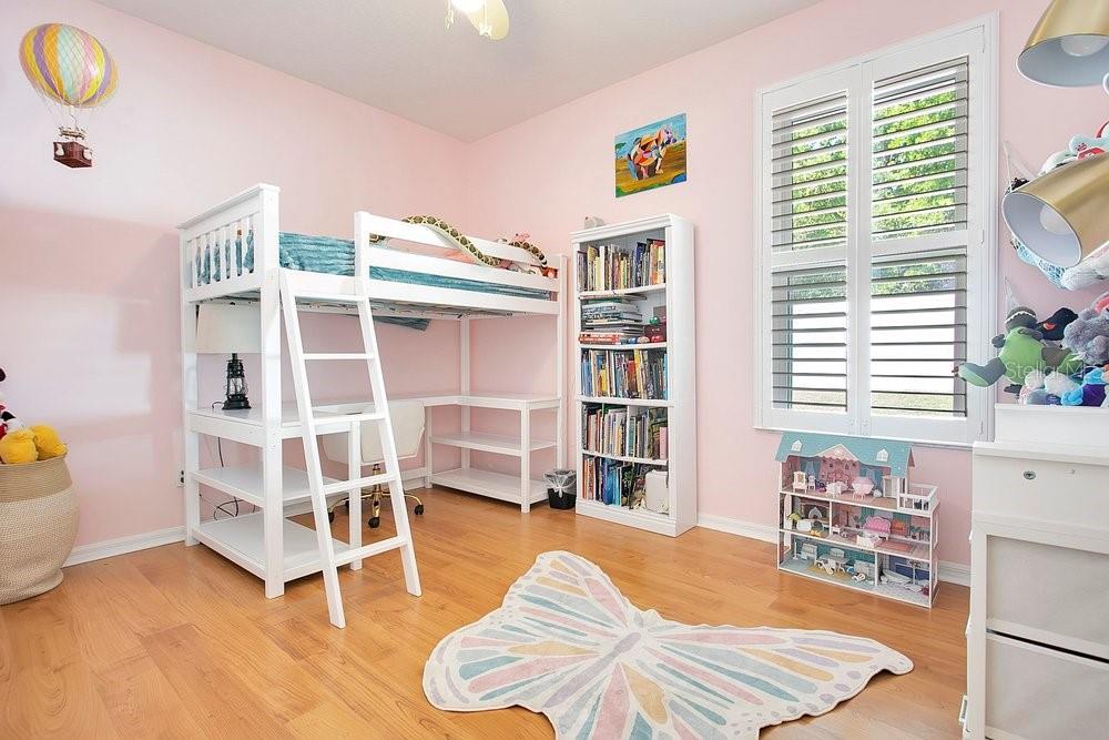 HOWELL CREEK PARK - Residential