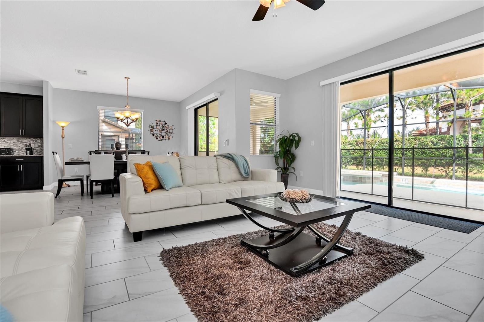 SOLTERRA PH 1 - Residential