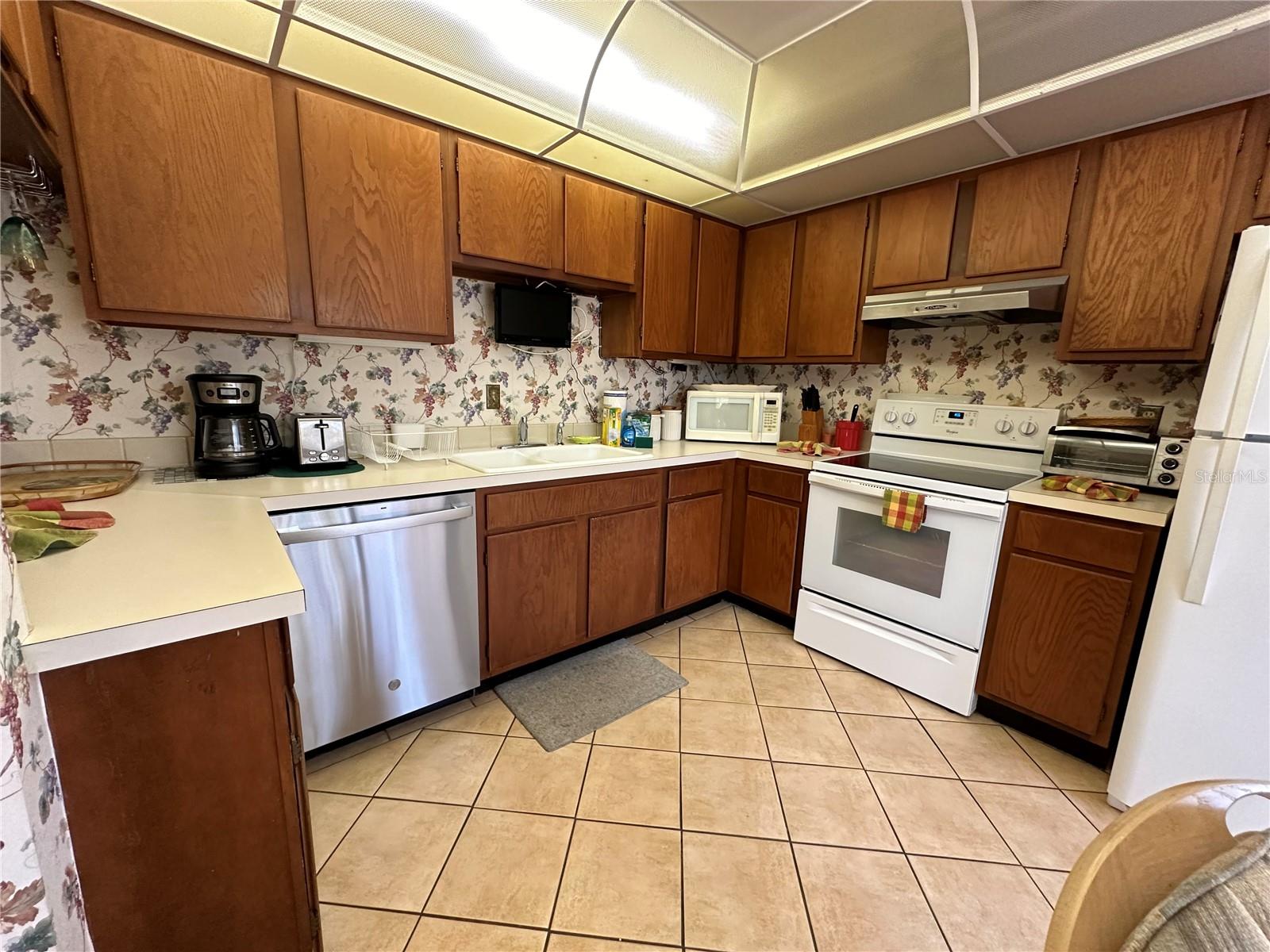 1647 BROOKHOUSE COURT 246