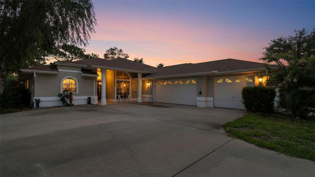 Photo of 13194 Roseanna Drive, Spring Hill, FL 34609 (MLS # W7887384)