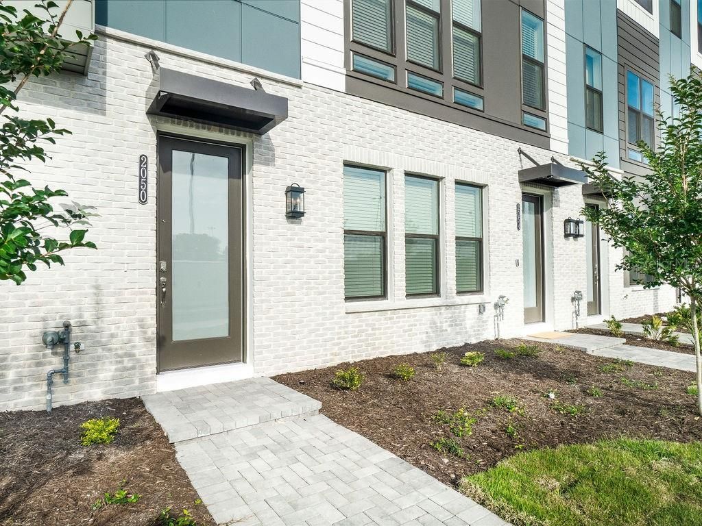 Photo of 2050 Packing District Way, Orlando, FL 32804 (MLS # O6366404)