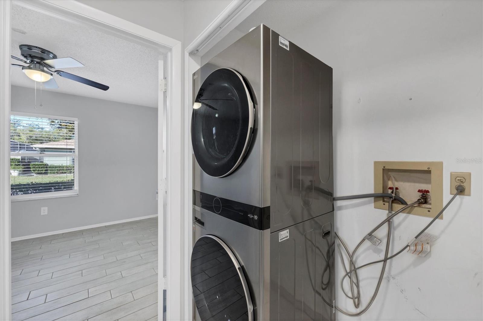 COURTYARD VILLAS - Residential