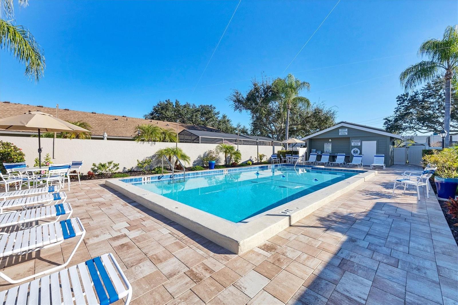 COURTYARD VILLAS - Residential