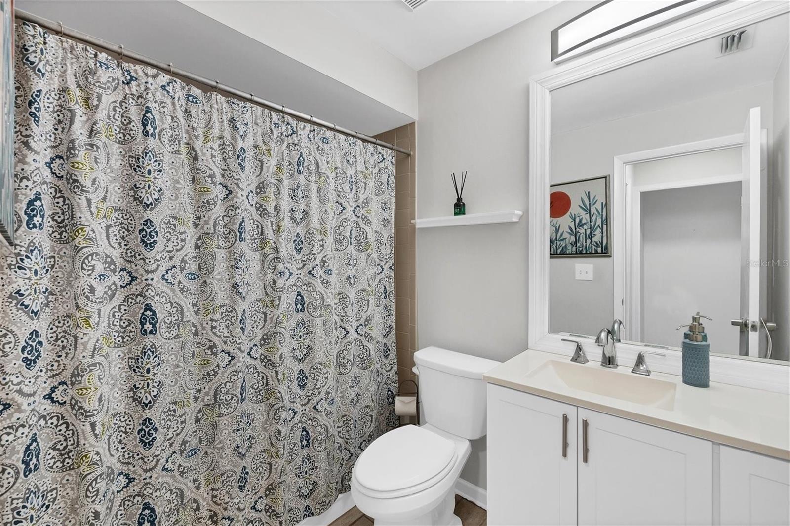 COURTYARD VILLAS - Residential