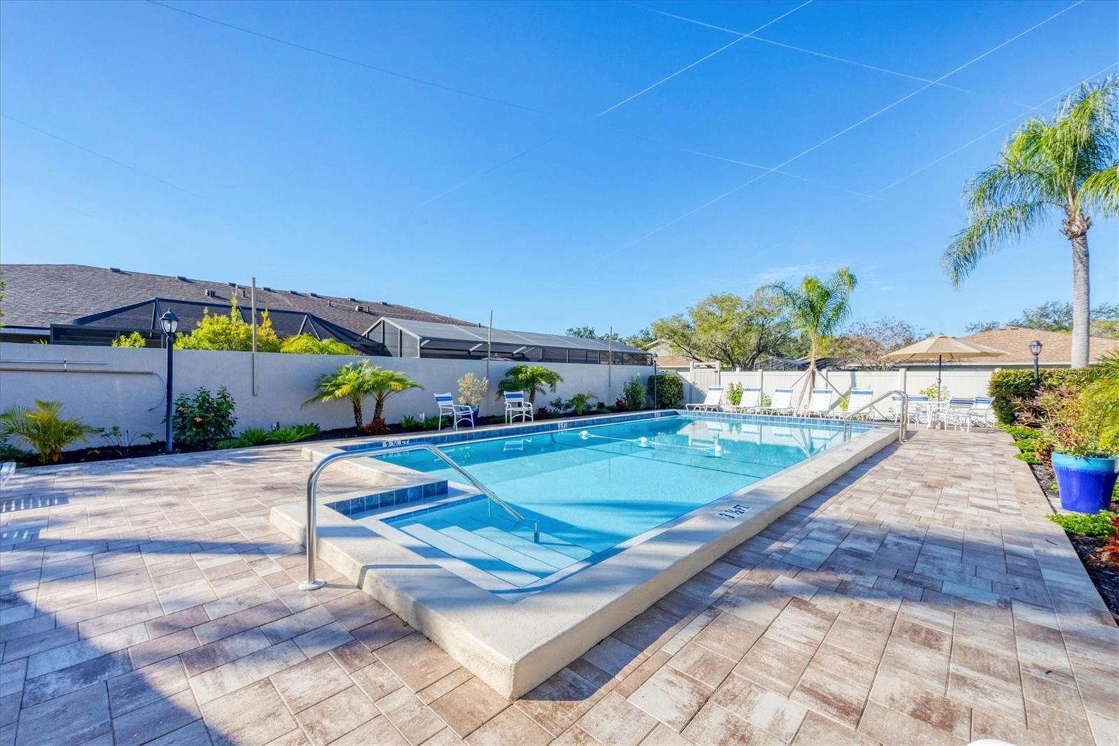 COURTYARD VILLAS - Residential