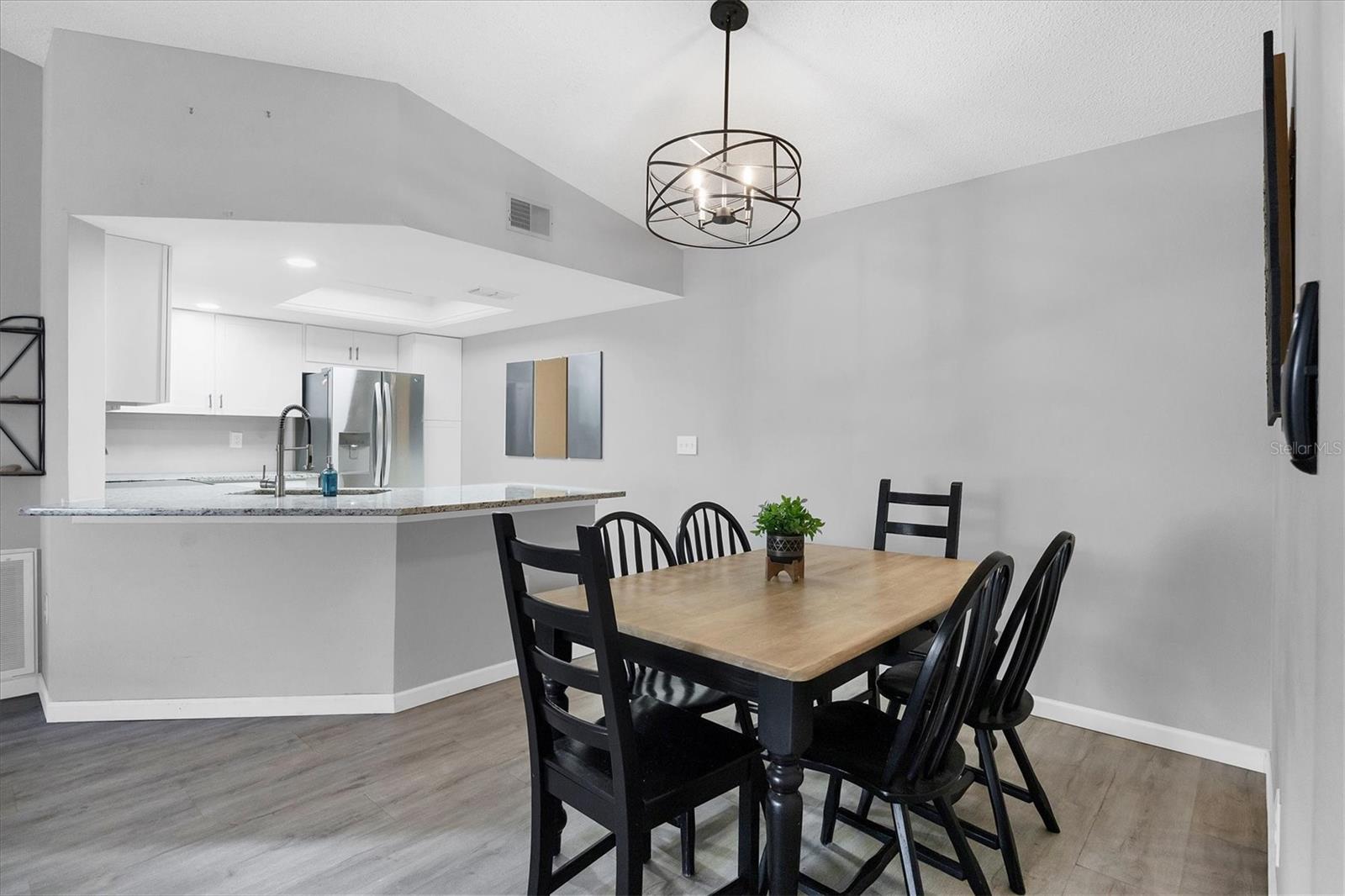 COURTYARD VILLAS - Residential