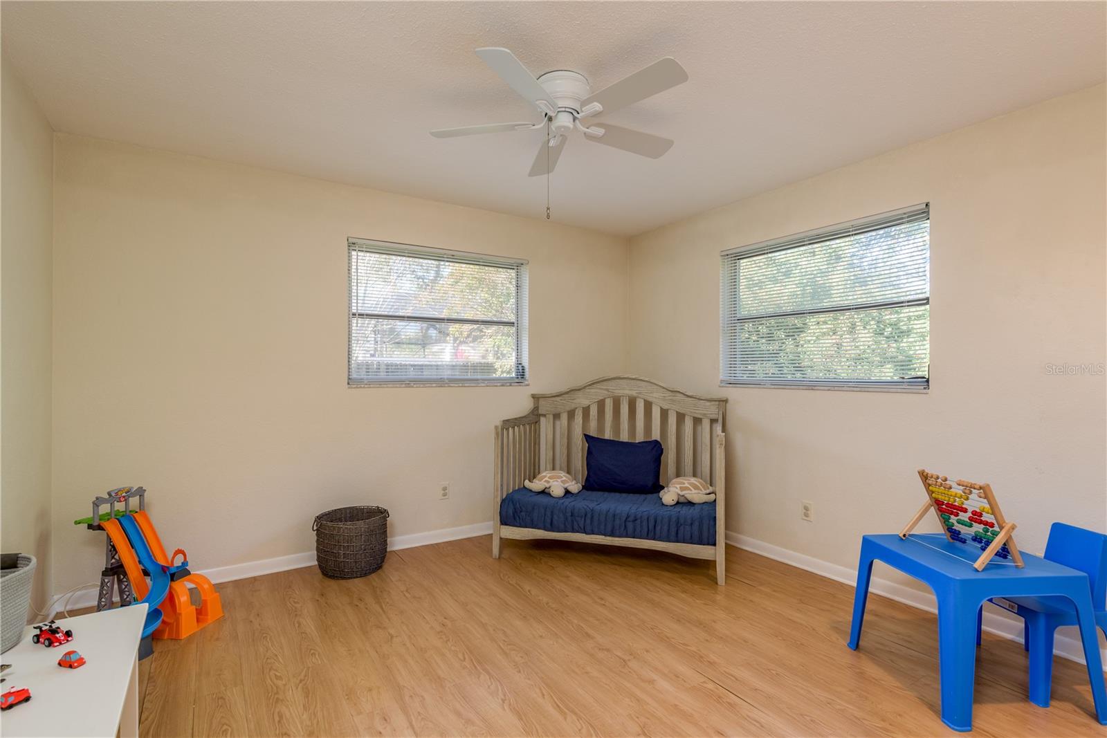 CANTERBURY CHASE - Residential