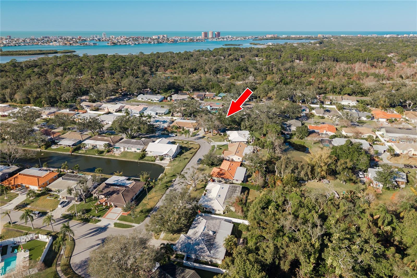 CANTERBURY CHASE - Residential