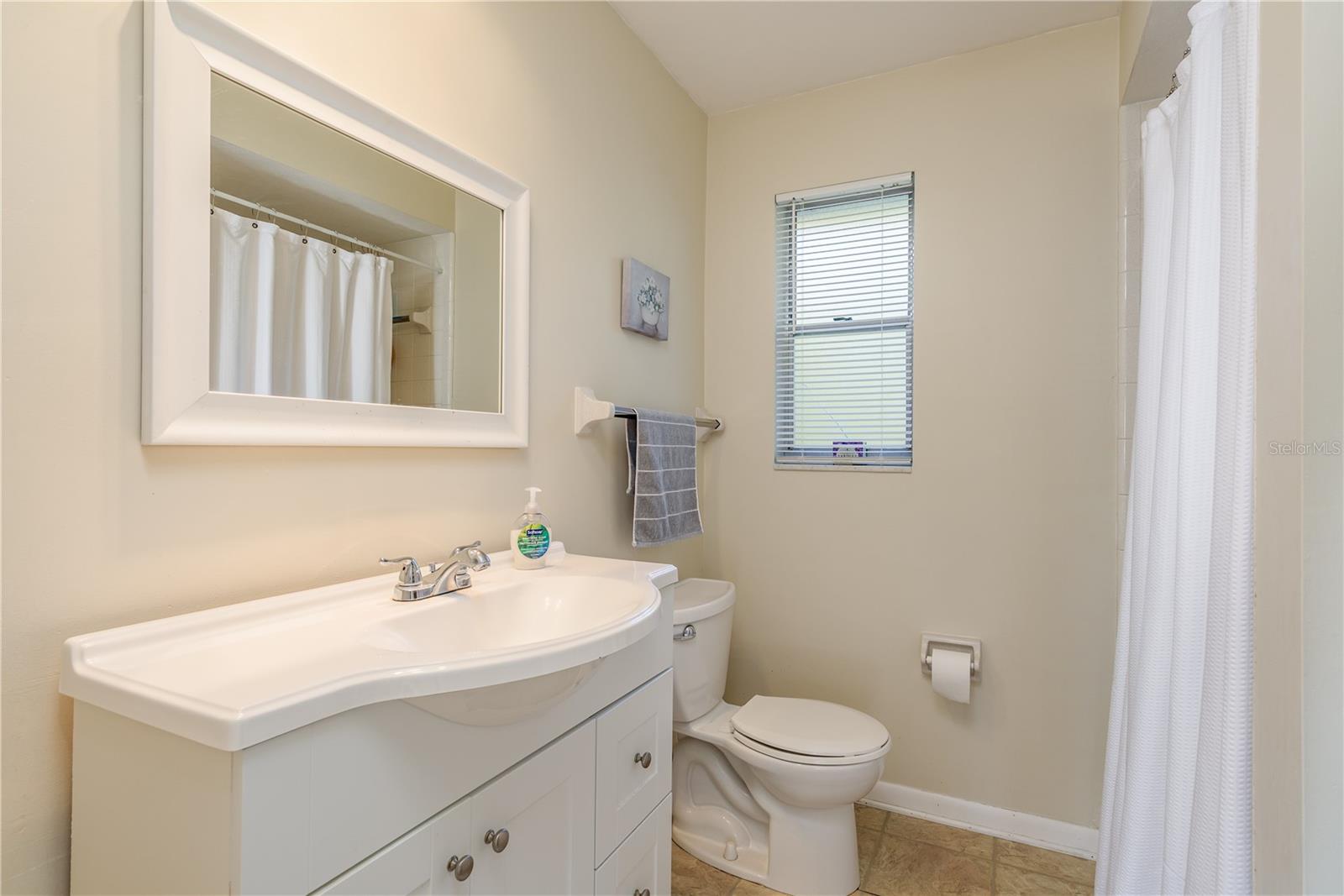 CANTERBURY CHASE - Residential