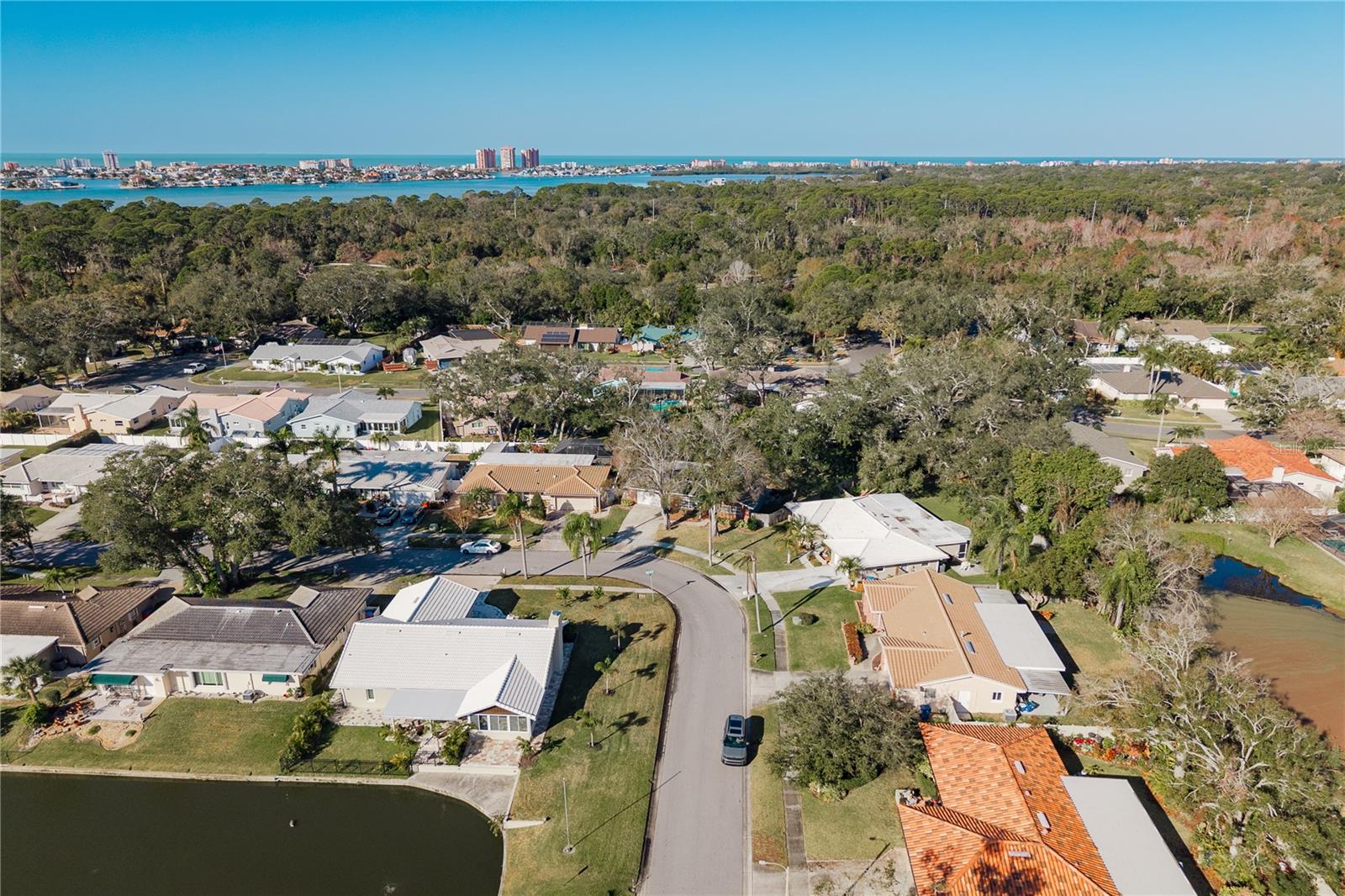 CANTERBURY CHASE - Residential