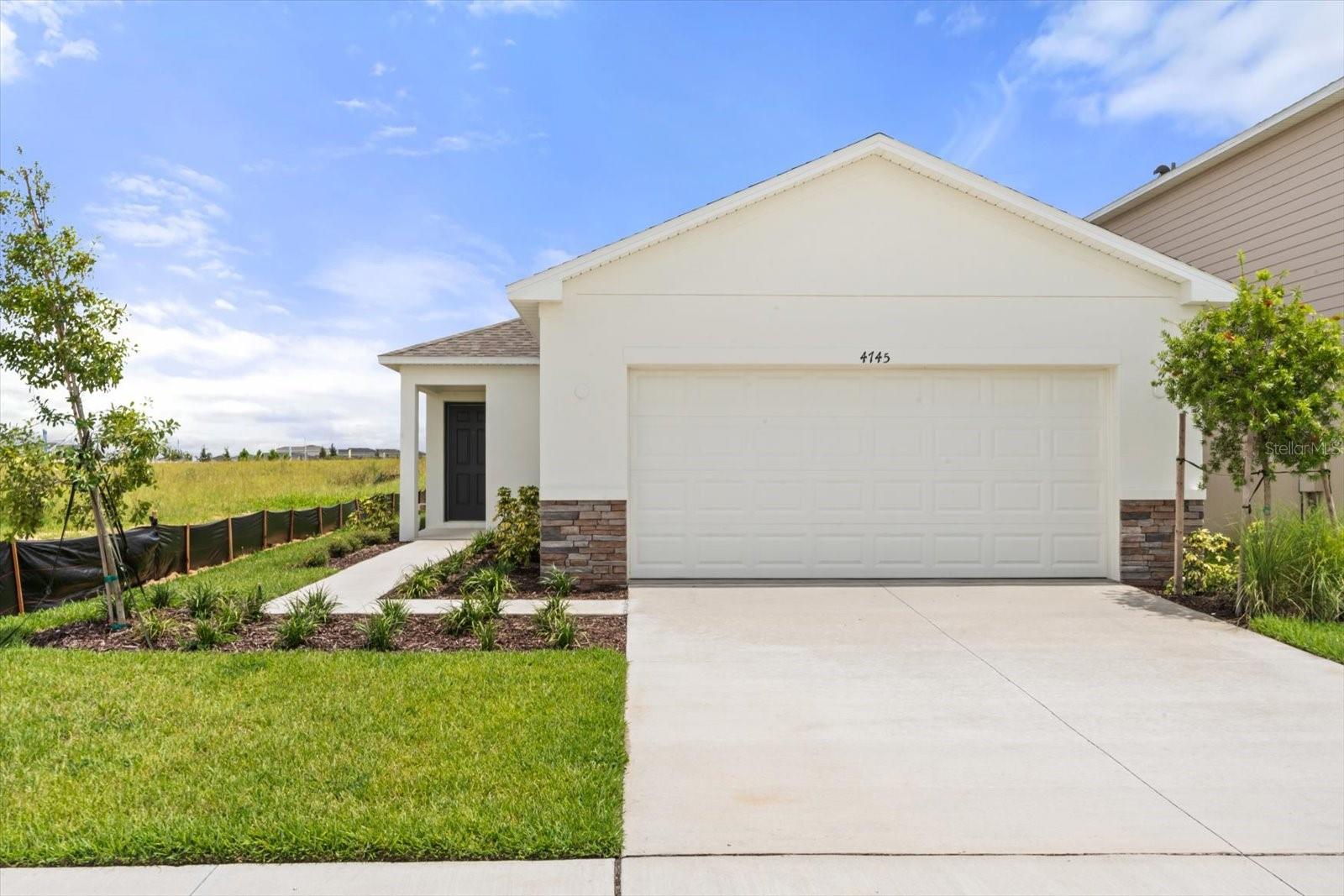 Brand new, never-lived-in home in Haines City! Enjoy modern living with all new appliances and a stunning resort-style pool. The community offers fantastic amenities including a dog park, playground, and more. Pets are 100% welcome with no pet fees! Ideally located near major highways, Disney, shopping, and entertainment. Don’t miss this opportunity to live in a vibrant, amenity-rich neighborhood.