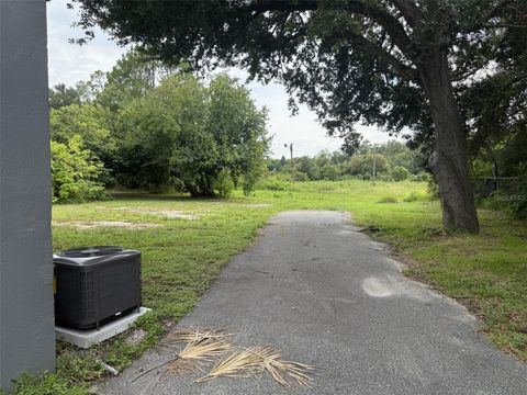 Tiny photo for 2111 Citrus Boulevard, Leesburg, FL 34748 (MLS # G5101434)