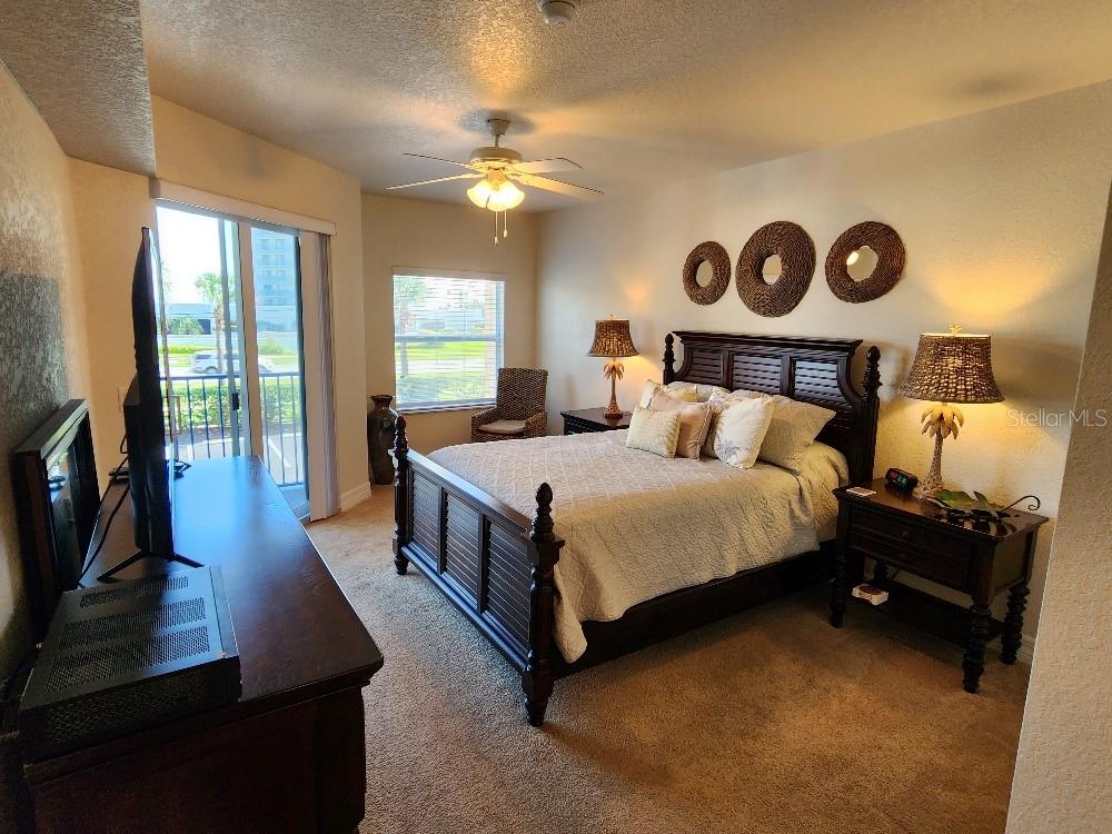 OCEAN WALK - Residential