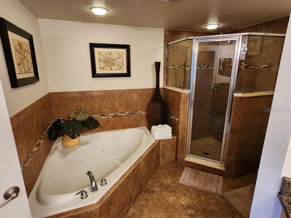 OCEAN WALK - Residential