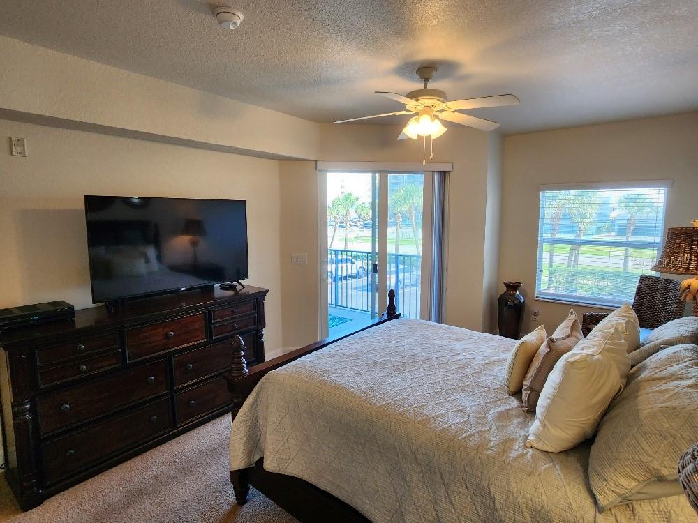 OCEAN WALK - Residential