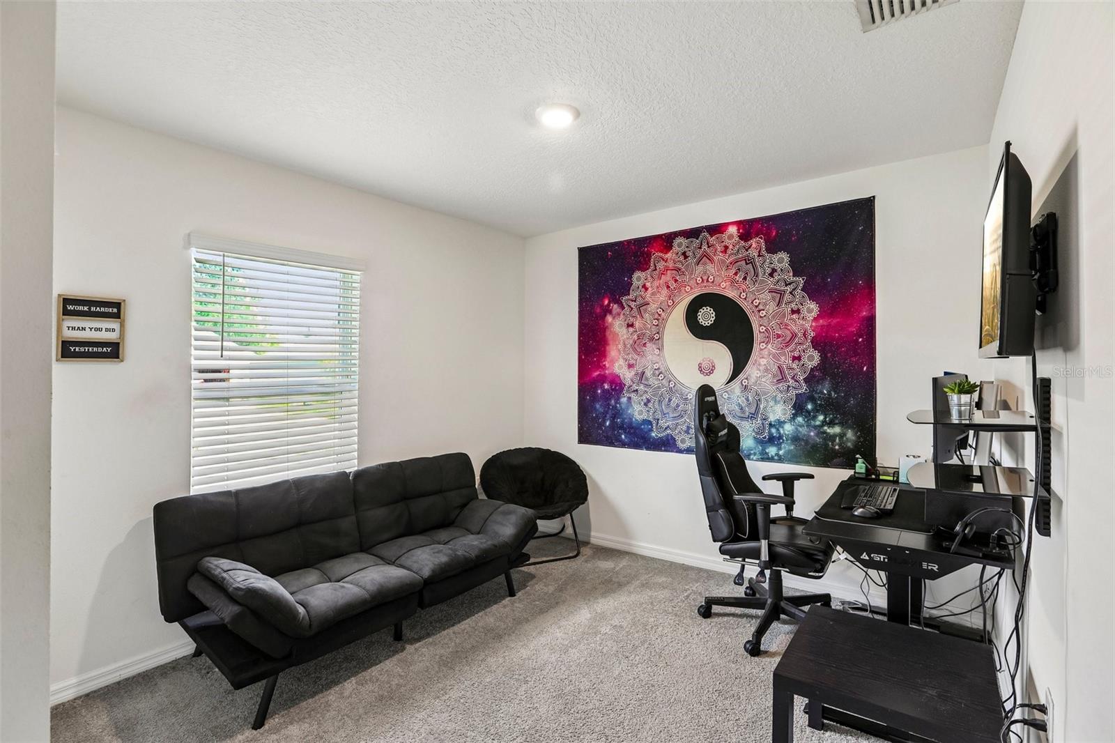 HERNANDO OAKS PH 3 - Residential