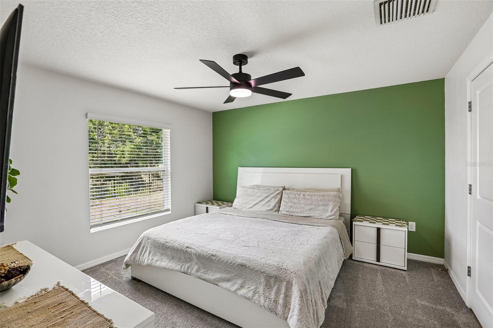 HERNANDO OAKS PH 3 - Residential