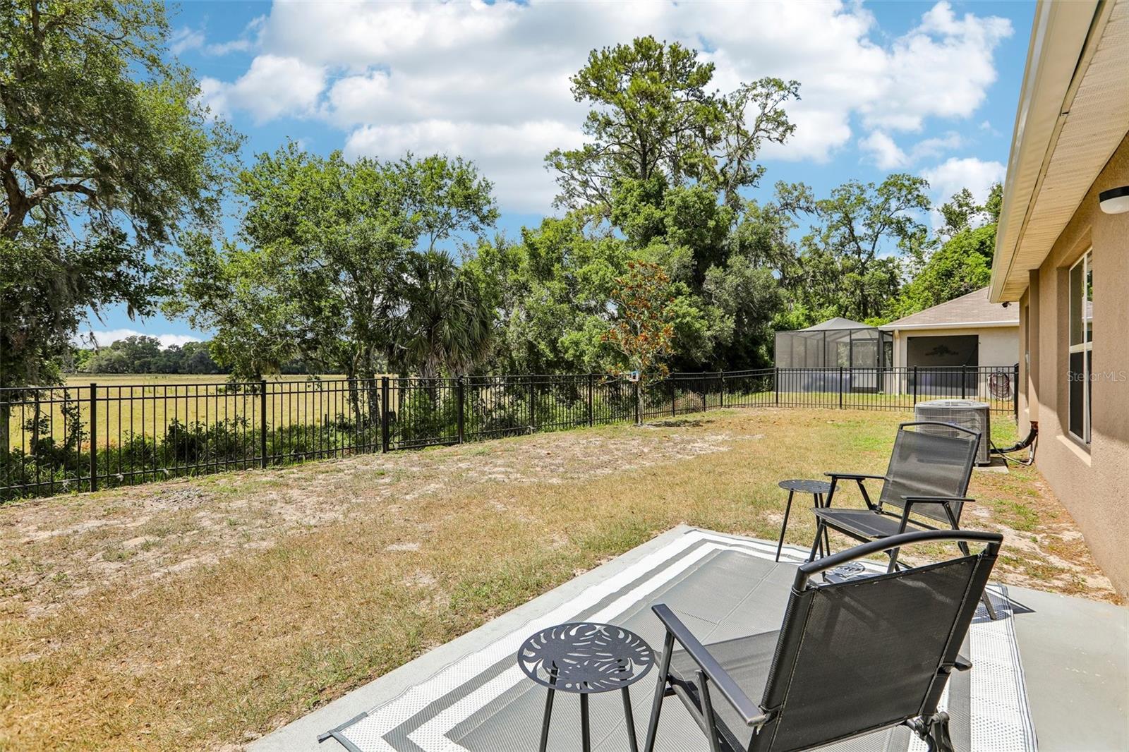 HERNANDO OAKS PH 3 - Residential