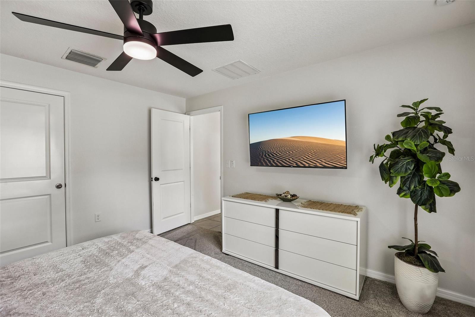 HERNANDO OAKS PH 3 - Residential
