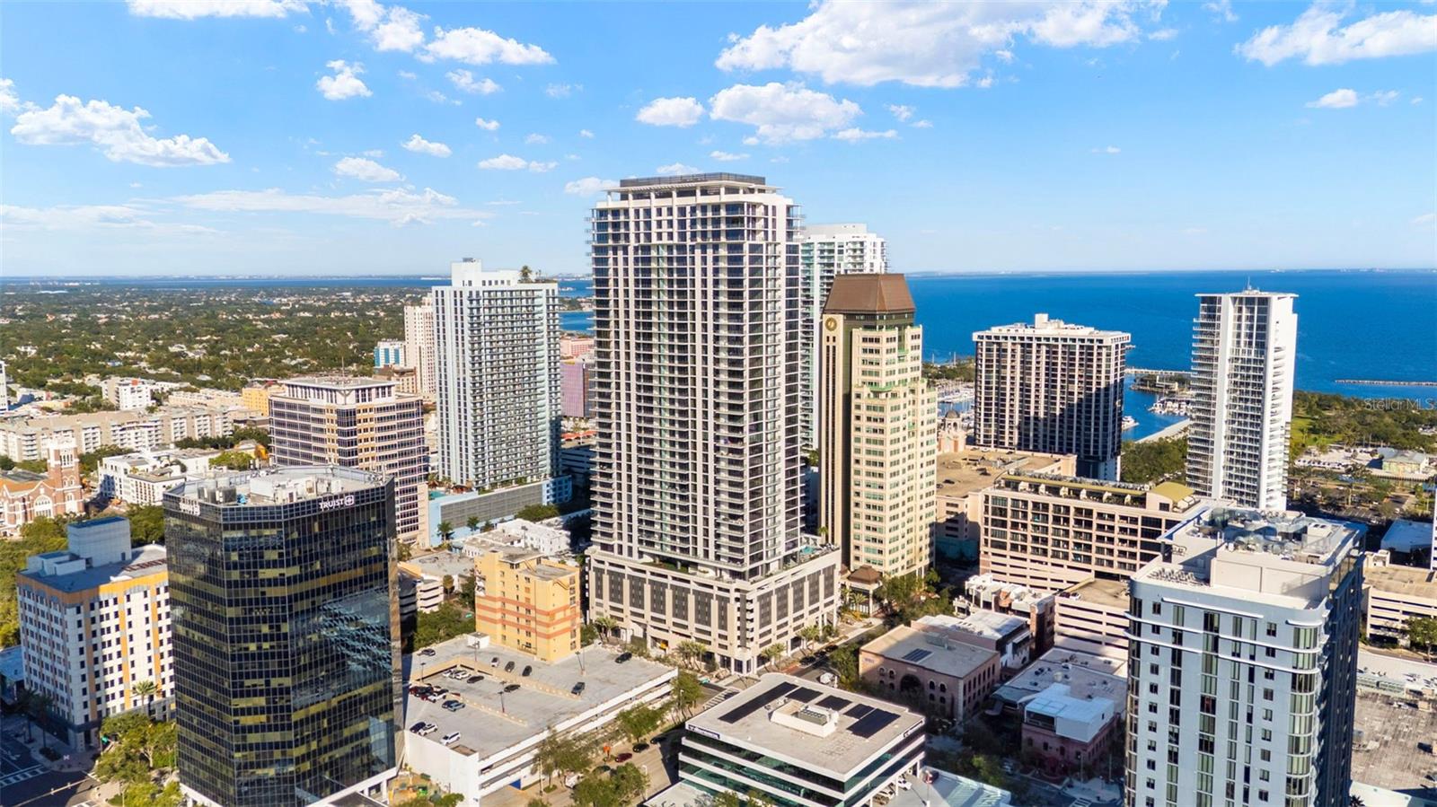 ART HOUSE A CONDOMINIUM UNIT 4101 - Residential