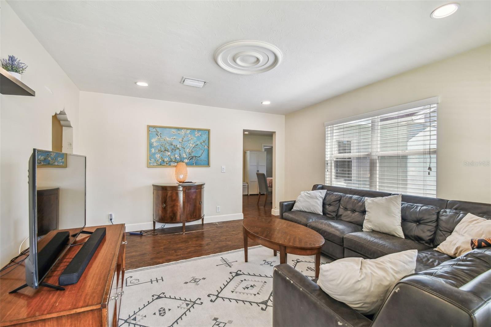 503 N MACDILL AVENUE