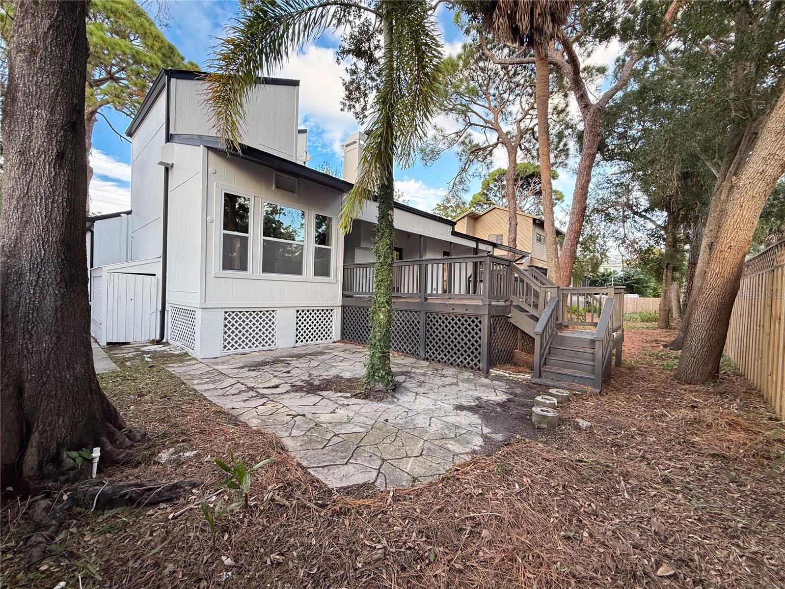 SUNSET CAMP - Residential