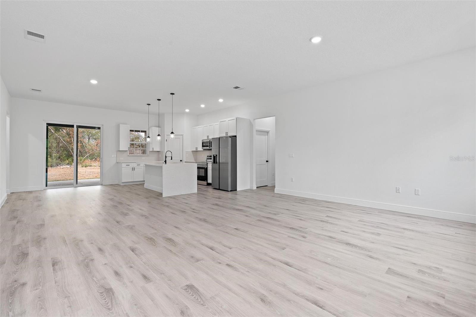 MARION OAKS UN 06 - Residential