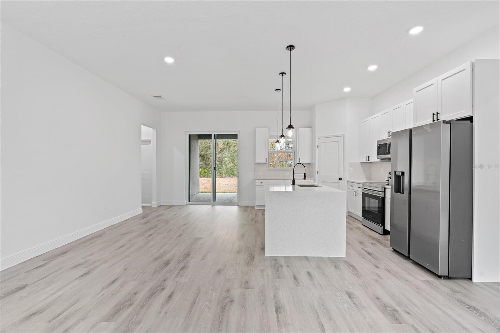 MARION OAKS UN 06 - Residential