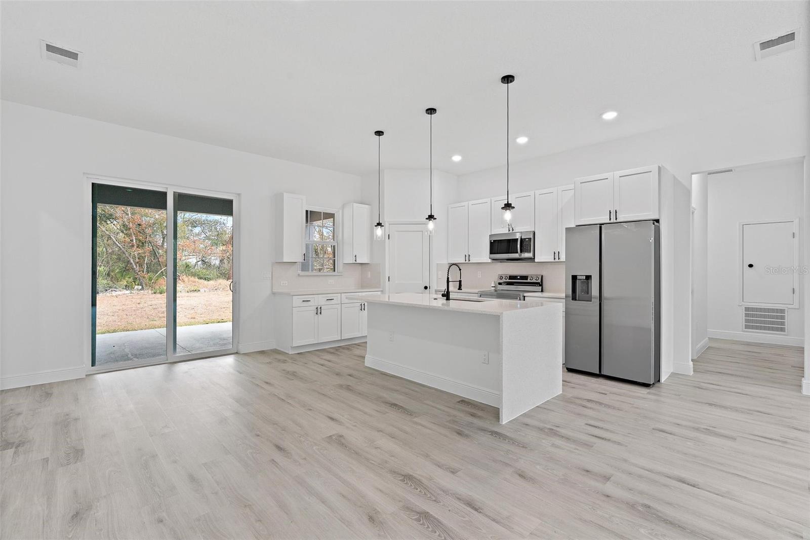 MARION OAKS UN 06 - Residential