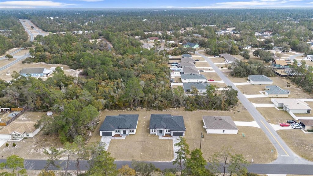 Photo of 16831 SW 39th Circle, Ocala, FL 34473 (MLS # O6384584)