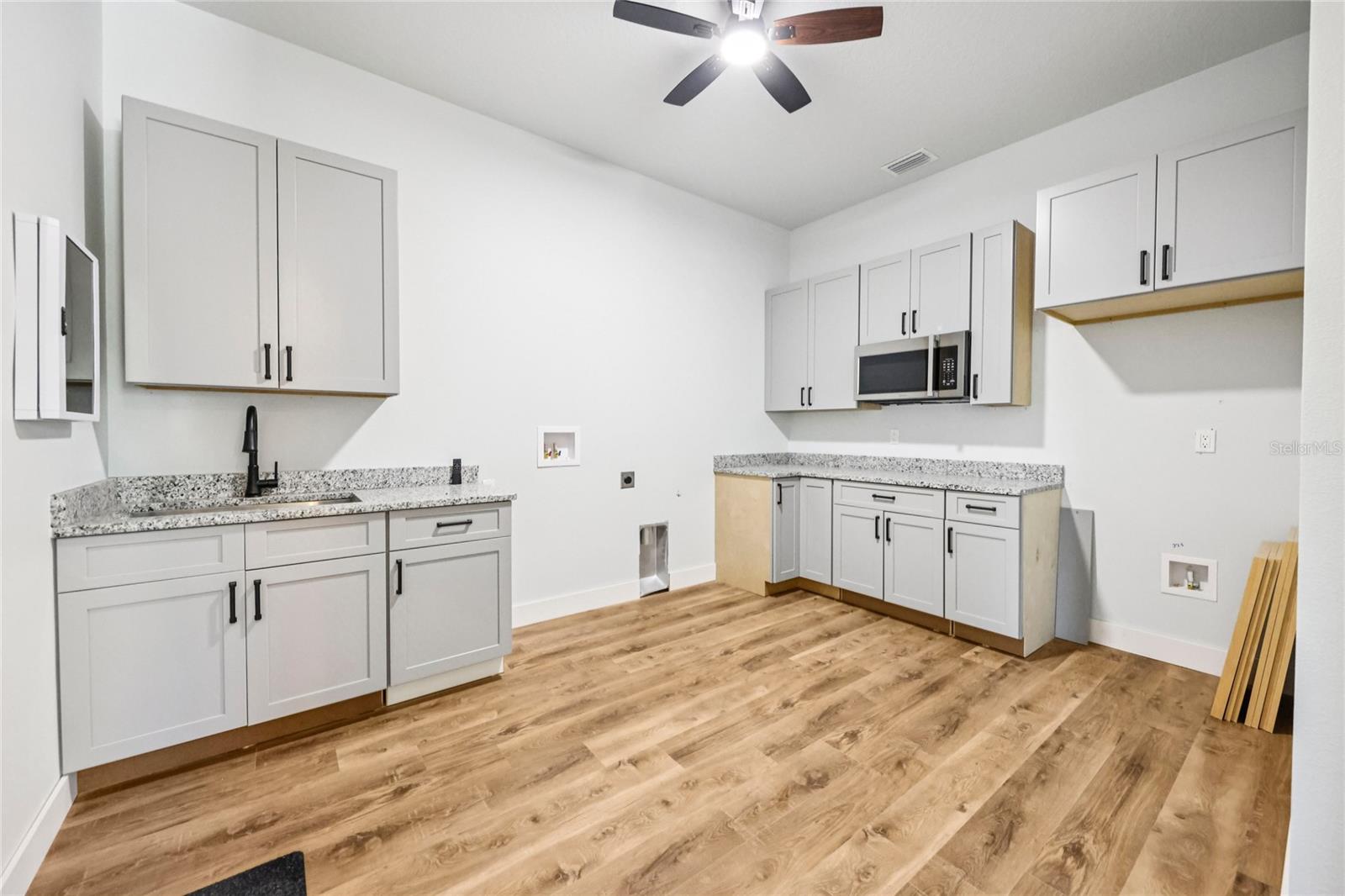 MAGNOLIA ACRES - Residential