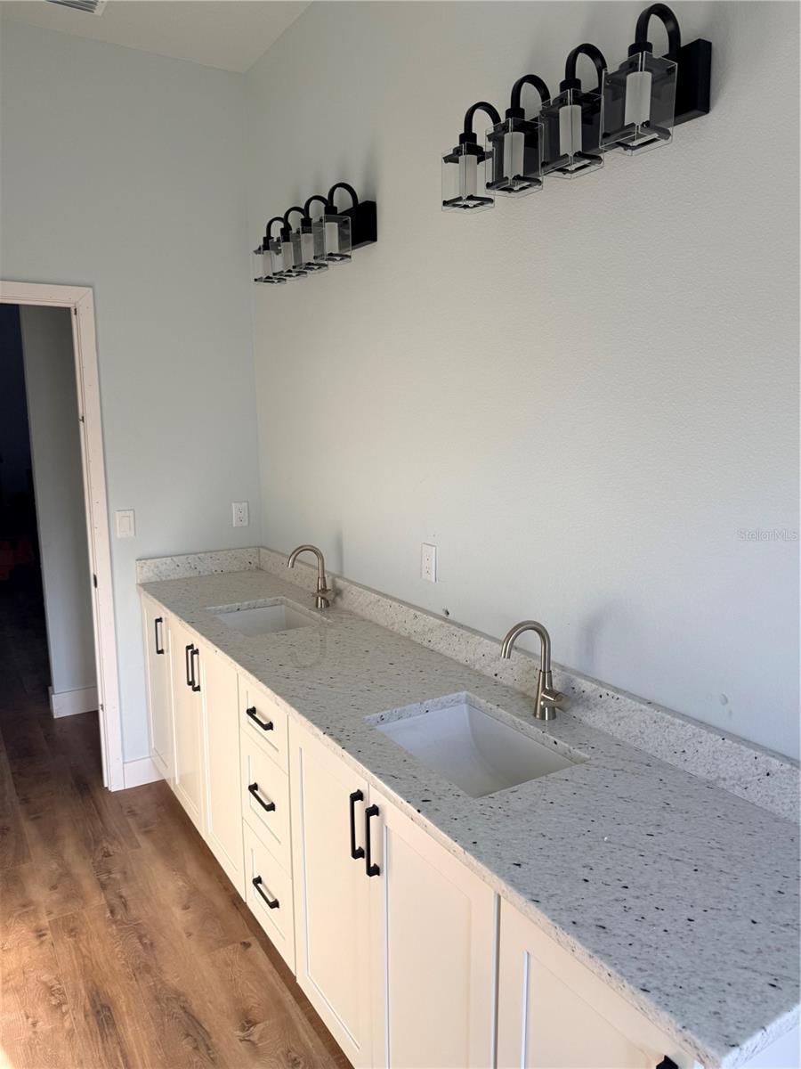 MAGNOLIA ACRES - Residential