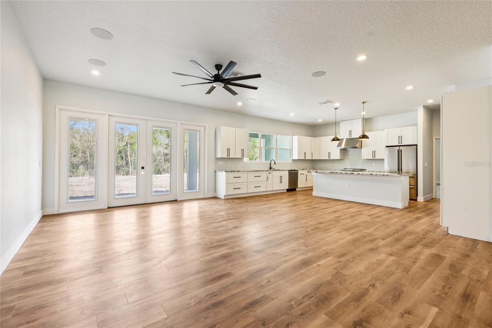 MAGNOLIA ACRES - Residential