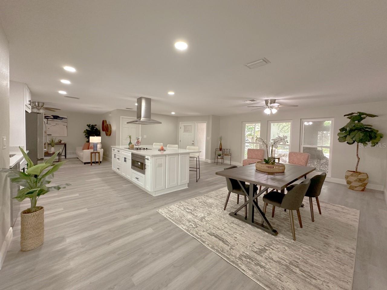 939 WOODLAND DRIVE