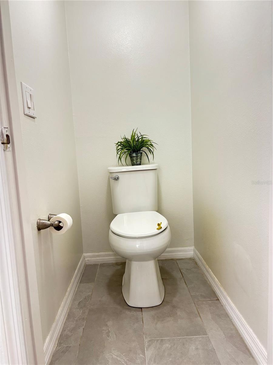 SHANNON LAKES - Residential