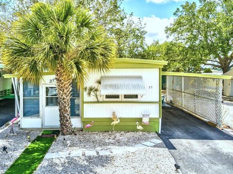 Photo of 800 Chesapeake Drive #37, Tarpon Springs, FL 34689 (MLS # TB8429556)