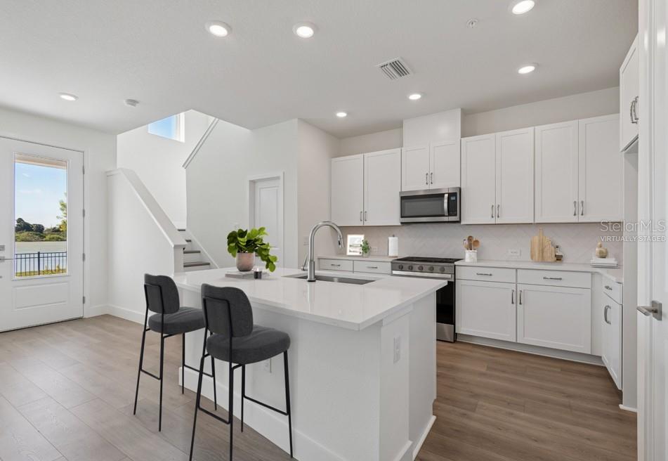 7251 TIDELAND LANE