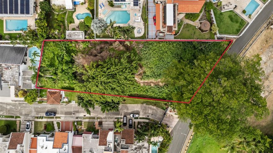 Residential lot, located on State Road #2 marginal road, Guaynabo, PR, north of State Road #2, south of Tintillo Hills. This 2,152 square meter lot, has a great location, view and exposure. Perfect to built your own, considering similar uses in the area. Water and electricity services are available.