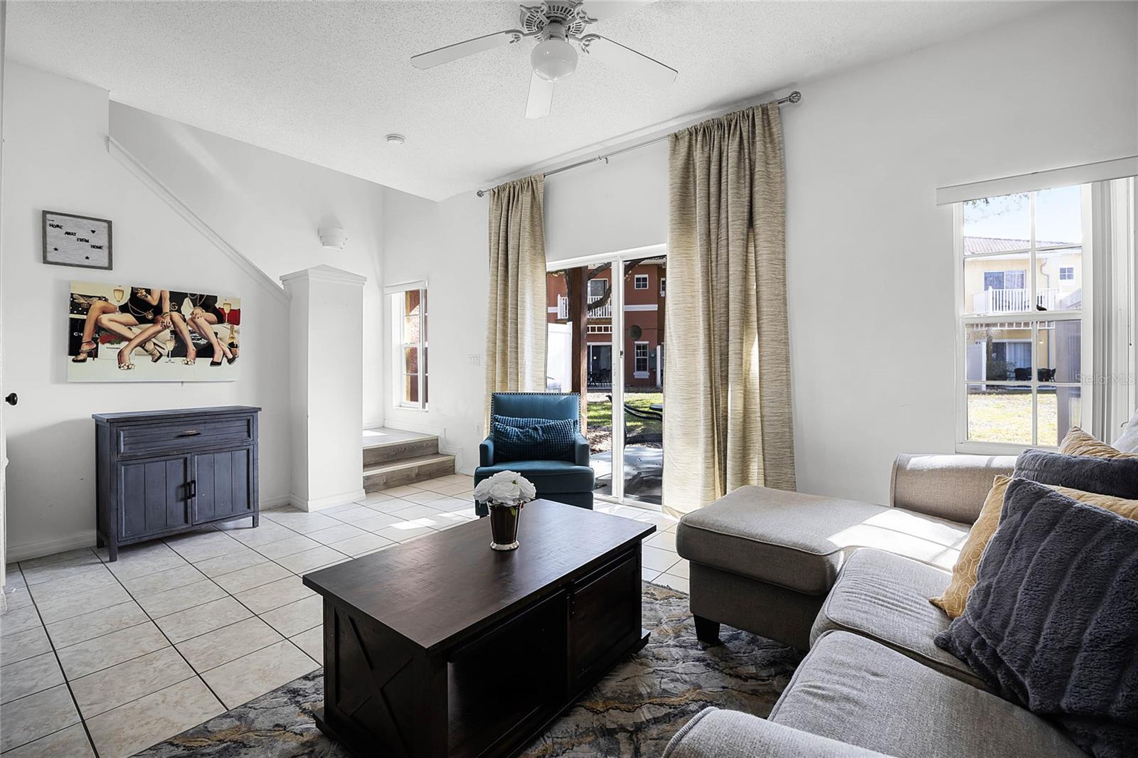 1068 PARK RIDGE CIRCLE