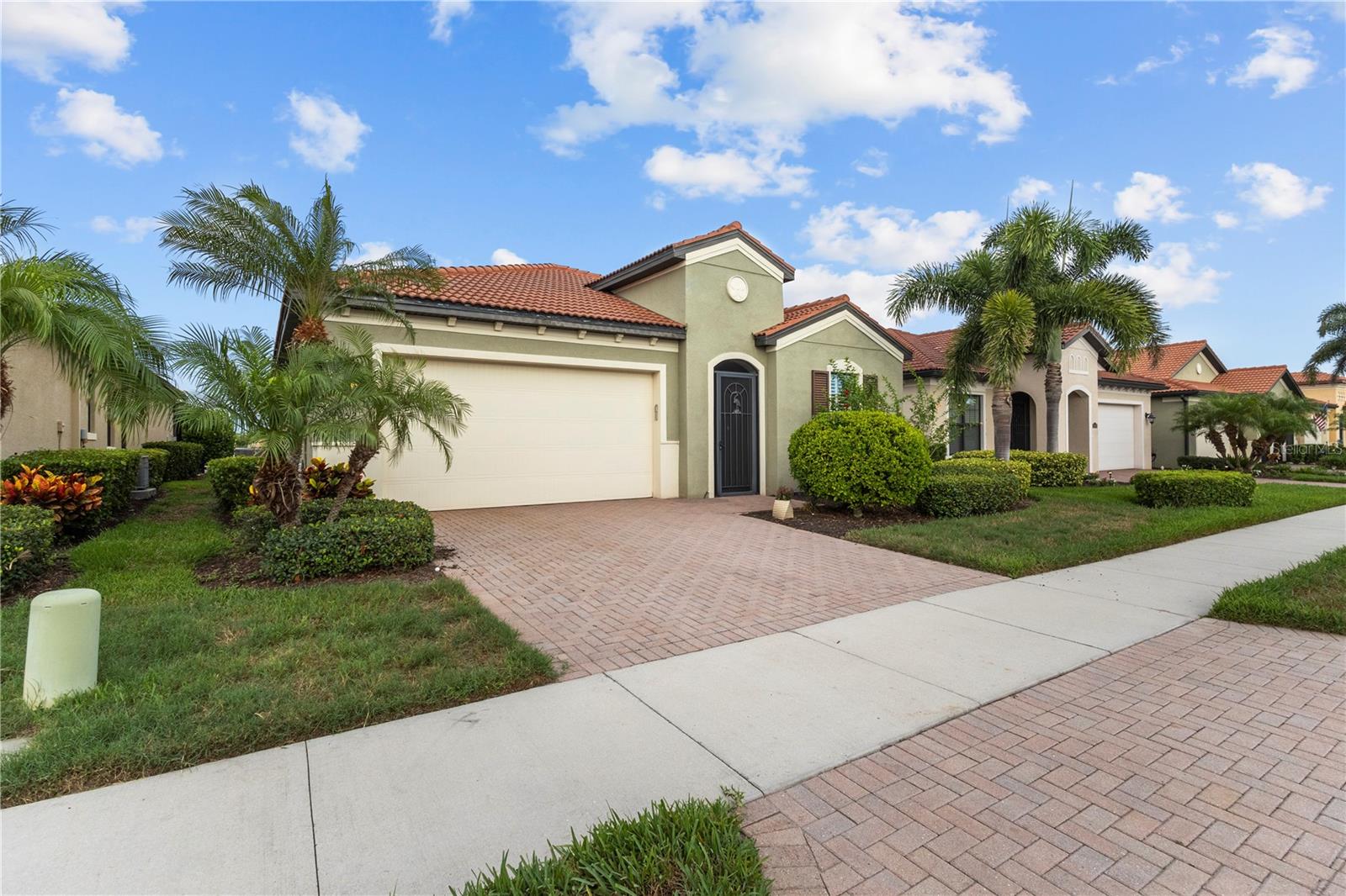 Search Properties for Sale 4 24252 GALLBERRY DRIVE