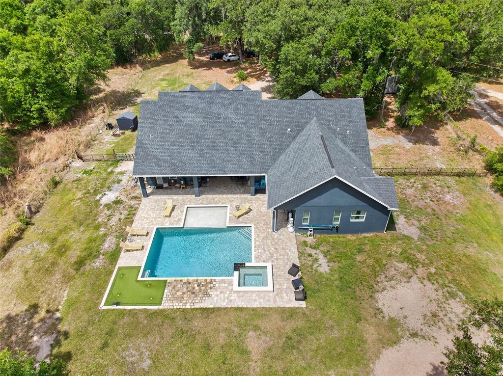 Photo of 2851 Bruton Road, Plant City, FL 33565 (MLS # TB8500472)