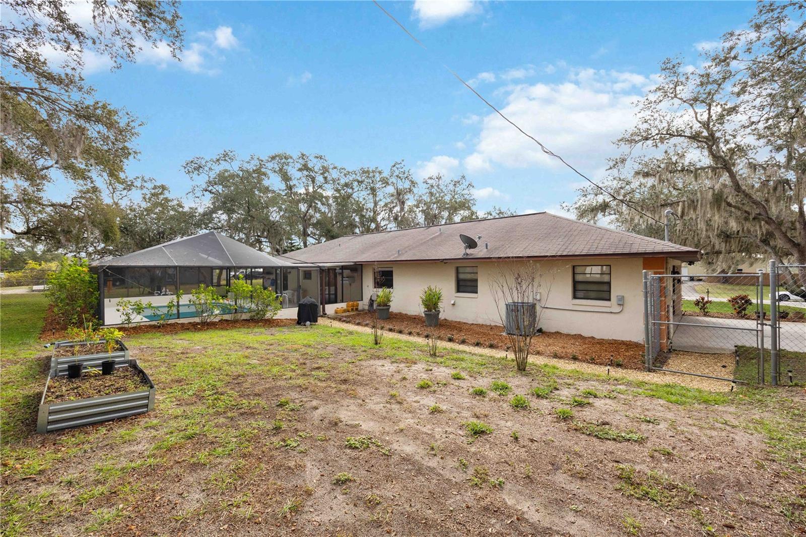 WALK/WATER LAKE ESTATES PH 03 - Residential