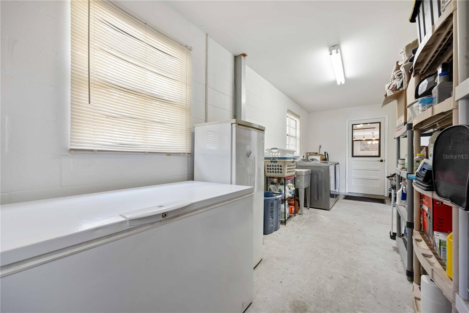 WALK/WATER LAKE ESTATES PH 03 - Residential