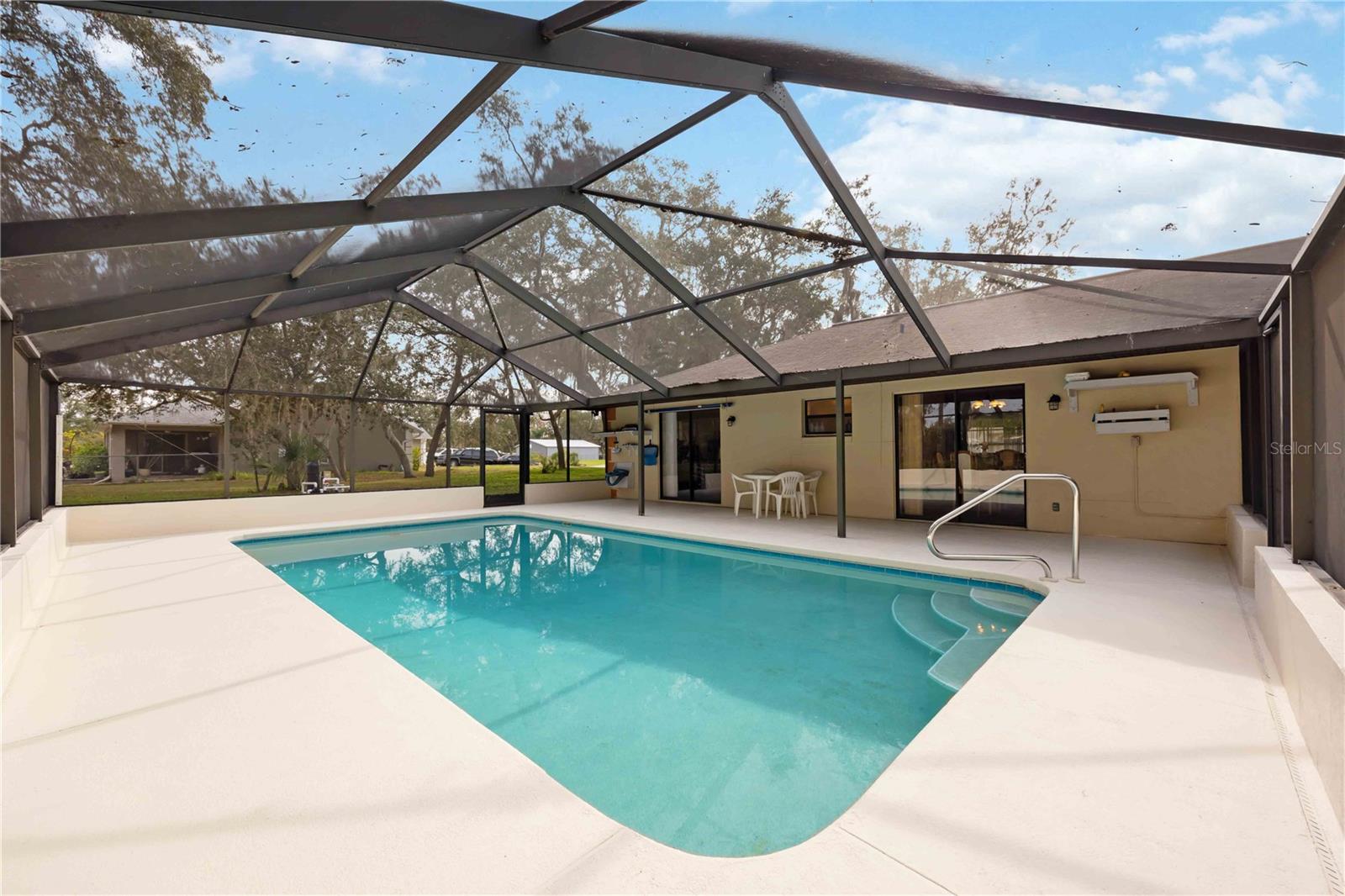 WALK/WATER LAKE ESTATES PH 03 - Residential