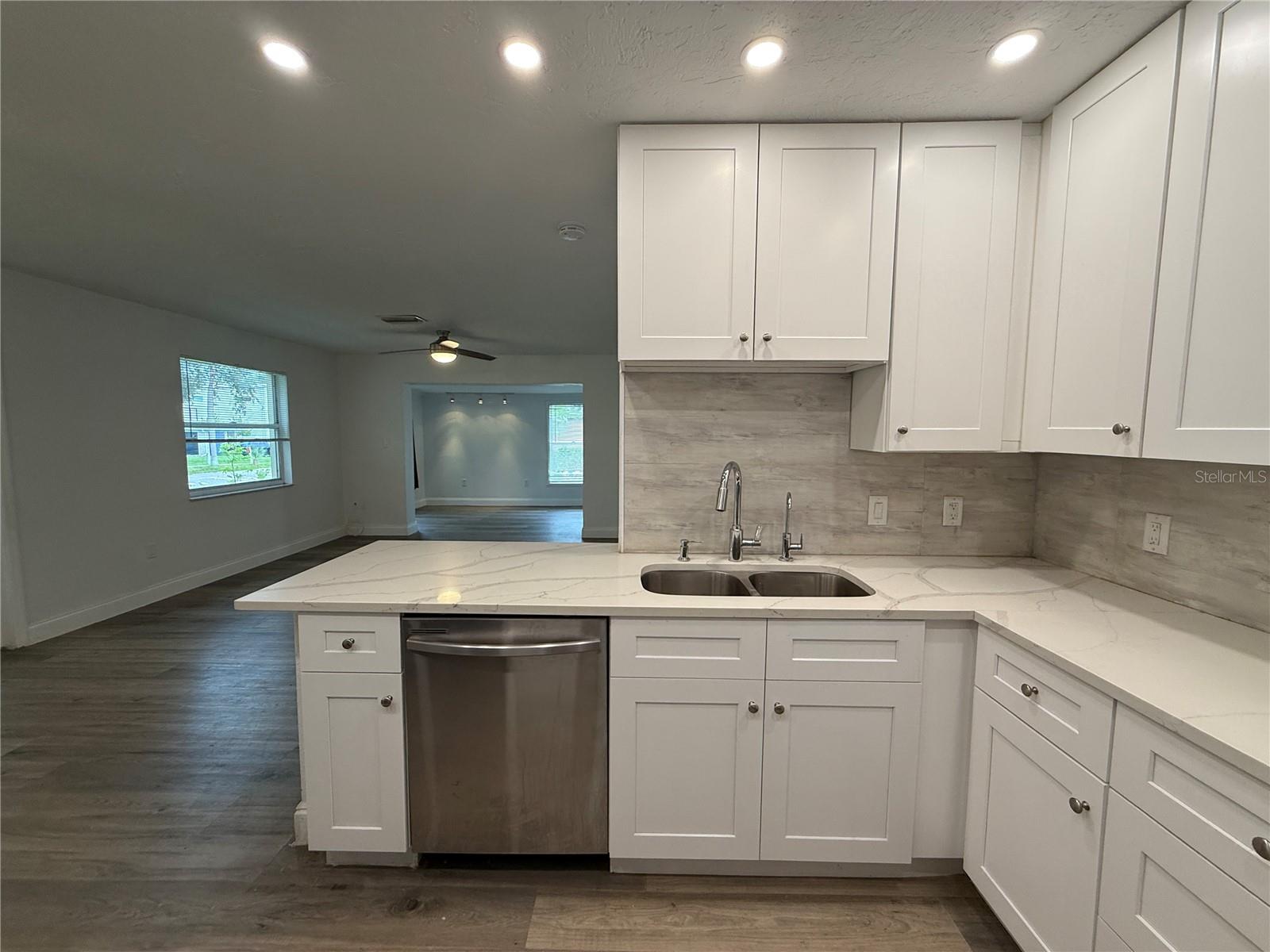 LOMA LINDA PARK - Residential Lease
