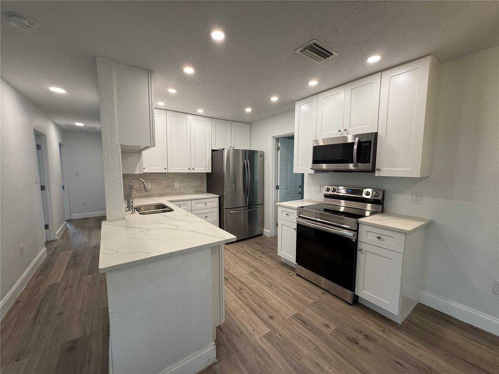 LOMA LINDA PARK - Residential Lease