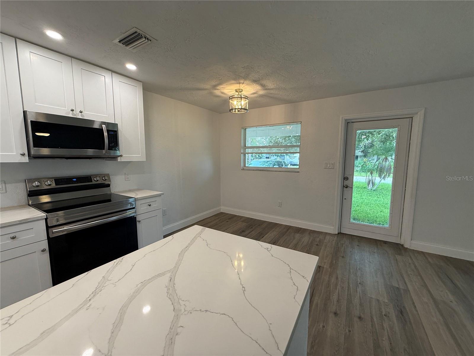 LOMA LINDA PARK - Residential Lease