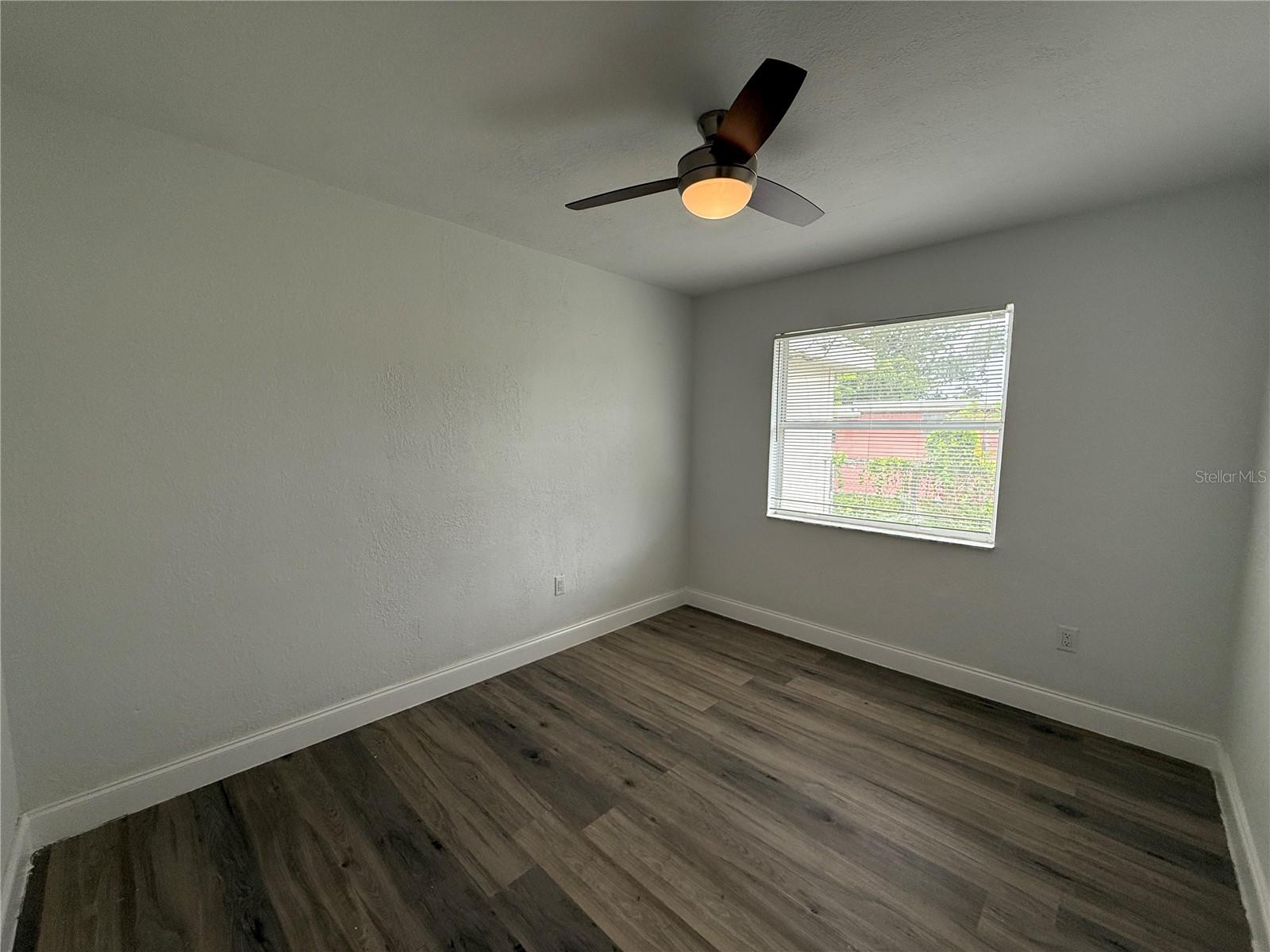 LOMA LINDA PARK - Residential Lease