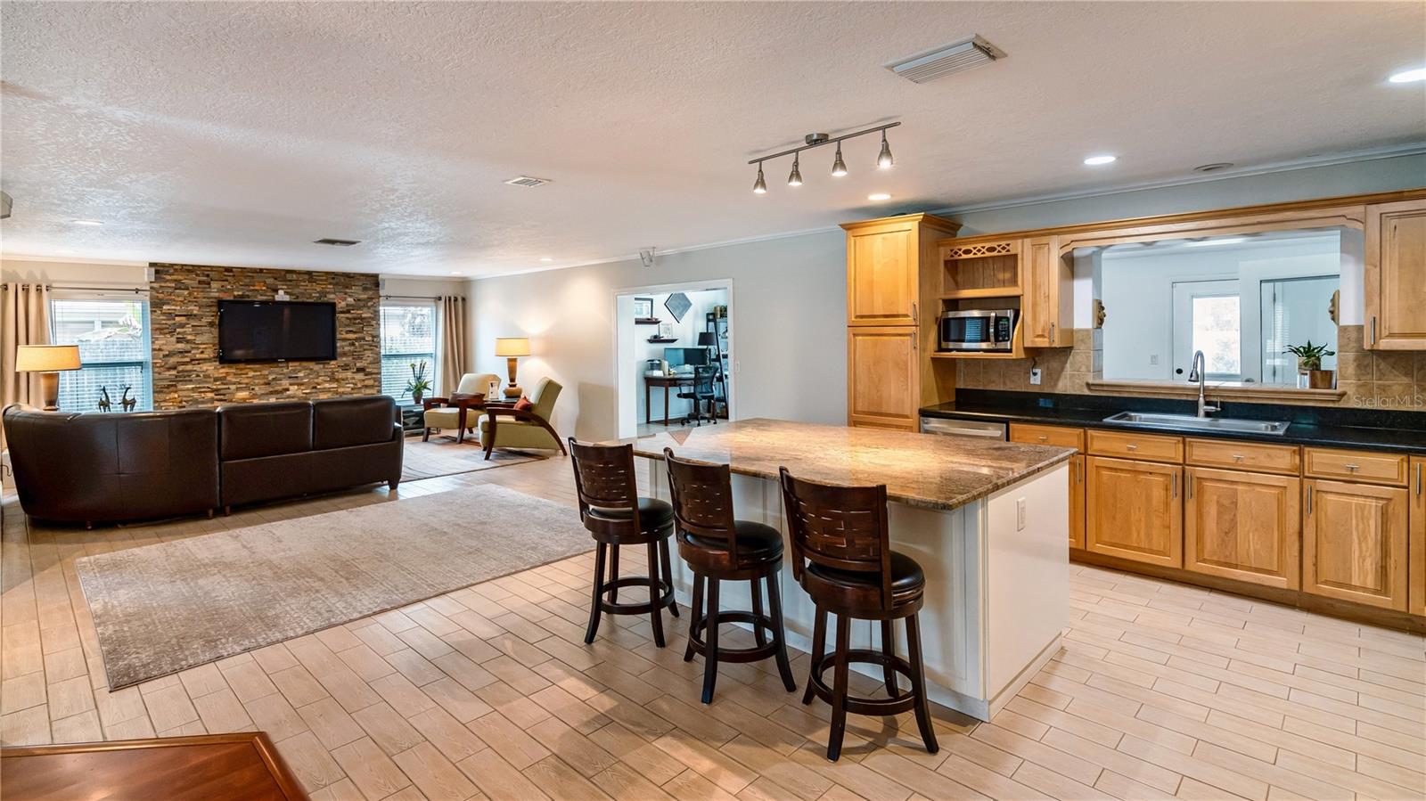 SAND LAKE HILLS SEC 03 - Residential