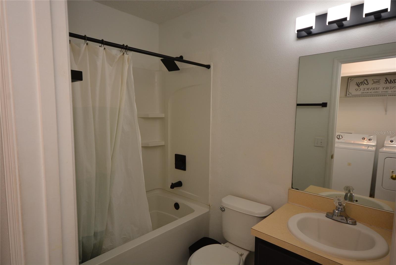 PARADISE CAY - Residential Lease